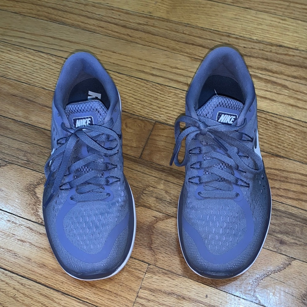 Nike Flex 2017 Run sneakers